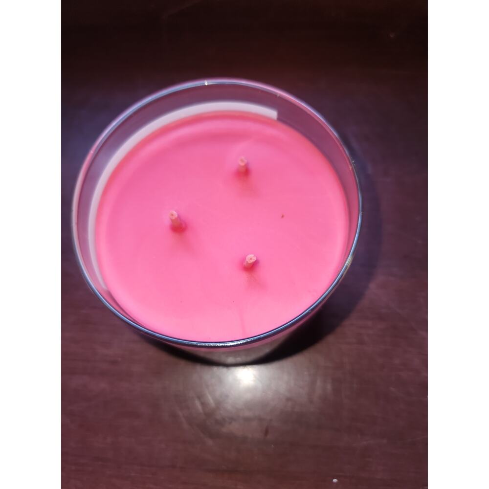 Bath & Body Works Winter Candy Apple 3-Wick Candle White Barn 14oz - Picture 3 of 6